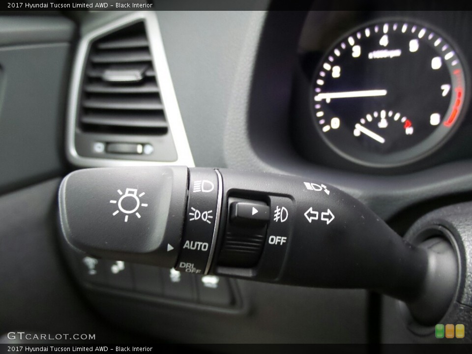 Black Interior Controls for the 2017 Hyundai Tucson Limited AWD #116692038