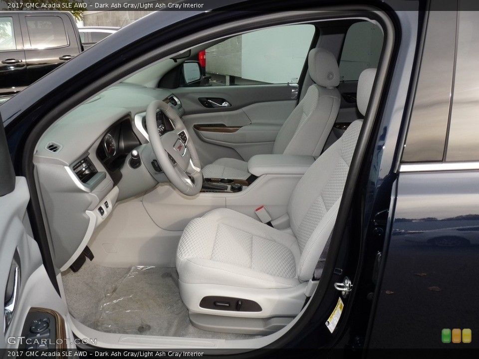 Dark Ash Gray/Light Ash Gray Interior Photo for the 2017 GMC Acadia SLE AWD #116711502