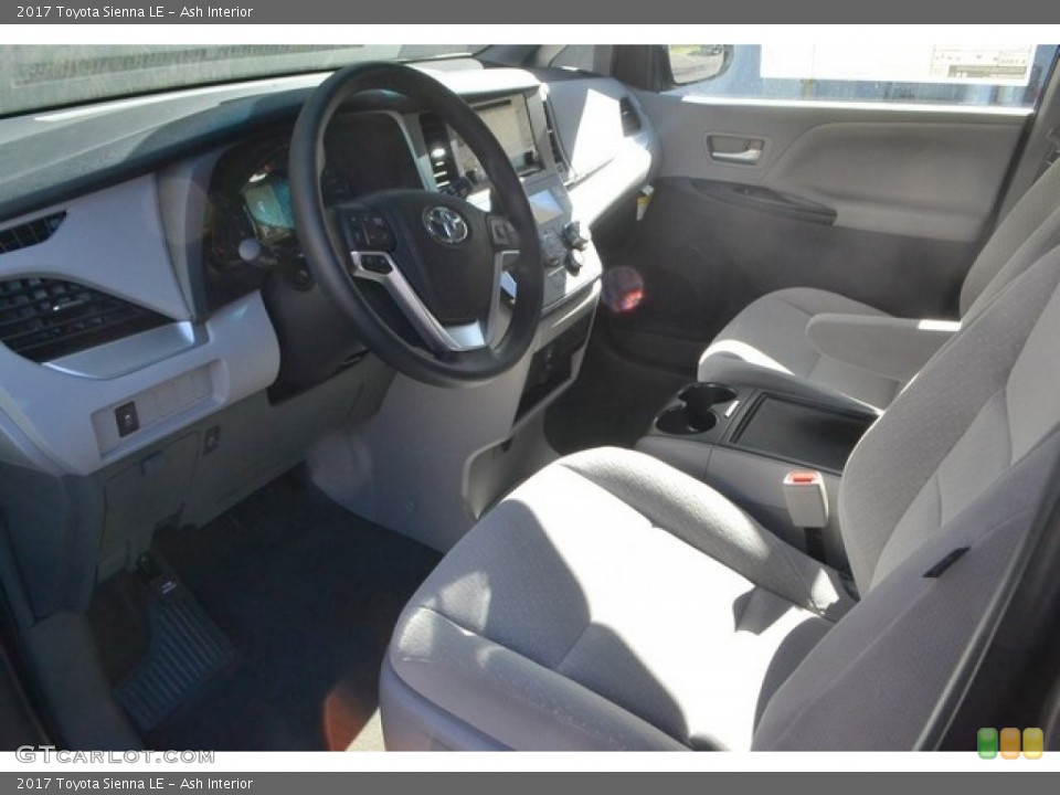 Ash Interior Photo for the 2017 Toyota Sienna LE #116742484