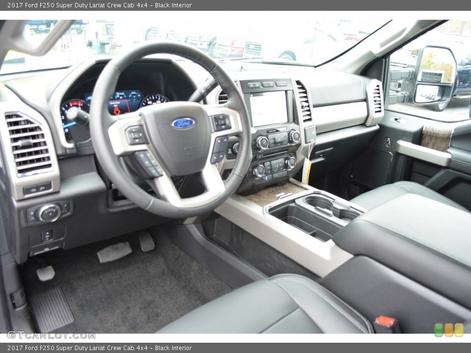 Black Interior Photo for the 2017 Ford F250 Super Duty Lariat Crew Cab 4x4 #116745067