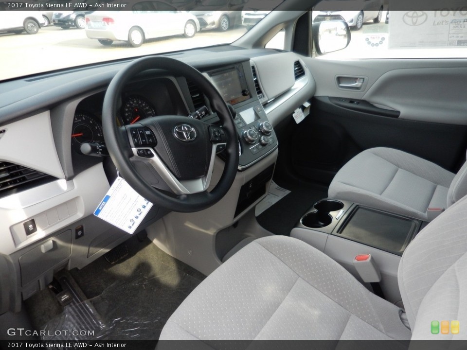 Ash Interior Photo for the 2017 Toyota Sienna LE AWD #116764621