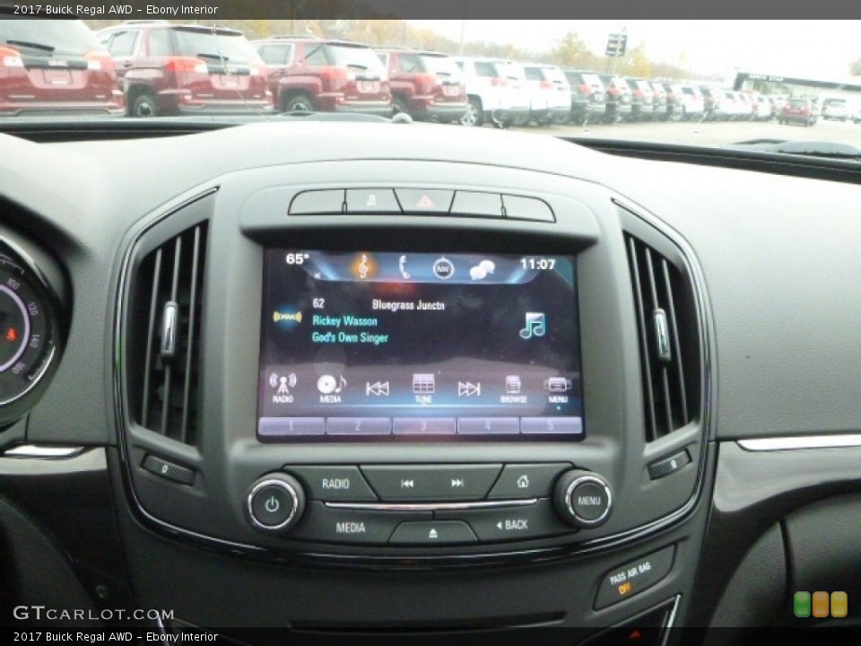 Ebony Interior Controls for the 2017 Buick Regal AWD #116802867