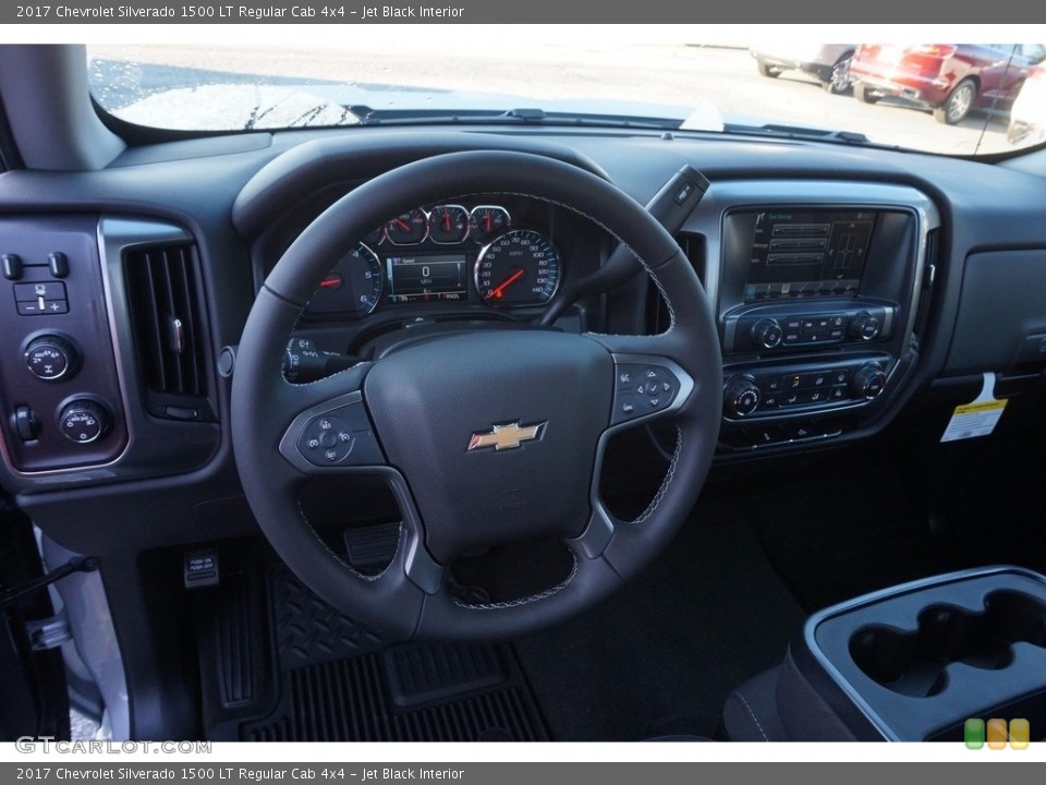 Jet Black Interior Dashboard for the 2017 Chevrolet Silverado 1500 LT Regular Cab 4x4 #116815938