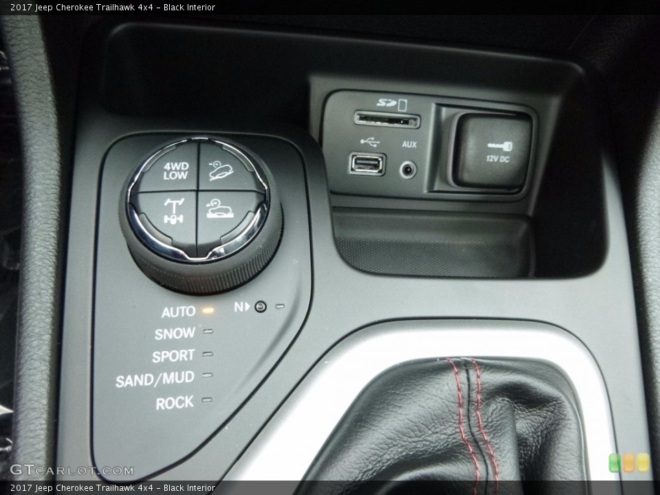 Black Interior Controls for the 2017 Jeep Cherokee Trailhawk 4x4 #116825367