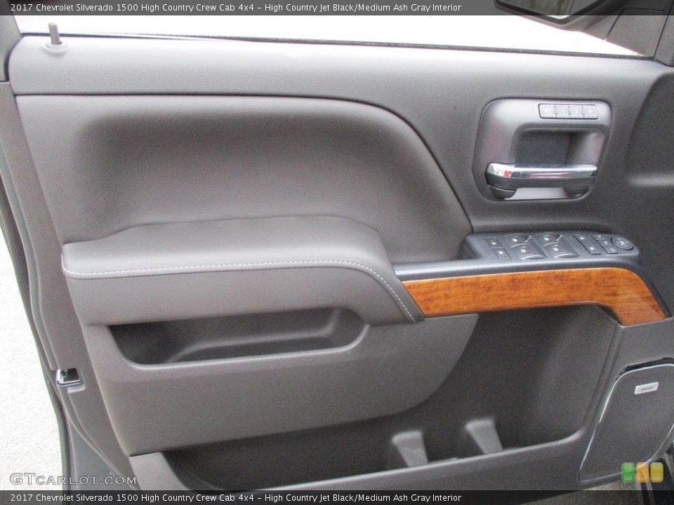 High Country Jet Black/Medium Ash Gray Interior Door Panel for the 2017 Chevrolet Silverado 1500 High Country Crew Cab 4x4 #116880518
