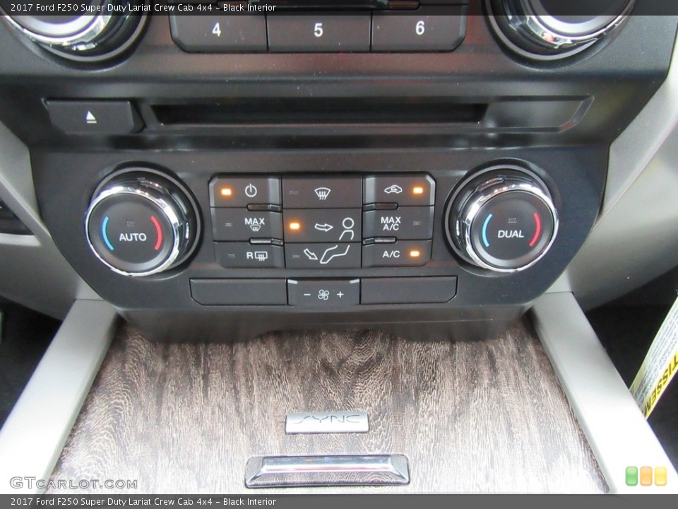 Black Interior Controls for the 2017 Ford F250 Super Duty Lariat Crew Cab 4x4 #116886824