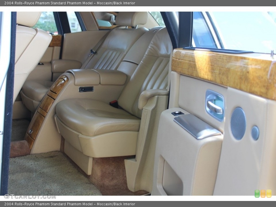 Moccasin/Black Interior Rear Seat for the 2004 Rolls-Royce Phantom  #116888396