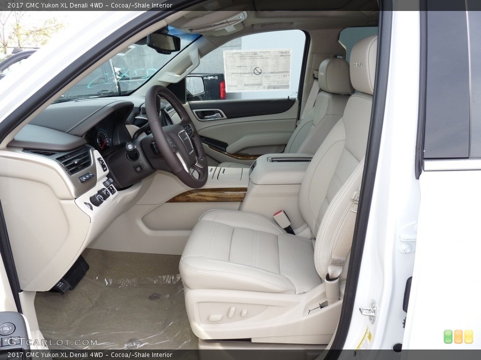 Cocoa/­Shale Interior Photo for the 2017 GMC Yukon XL Denali 4WD #116900582