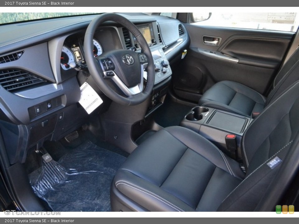 Black Interior Photo for the 2017 Toyota Sienna SE #116902274