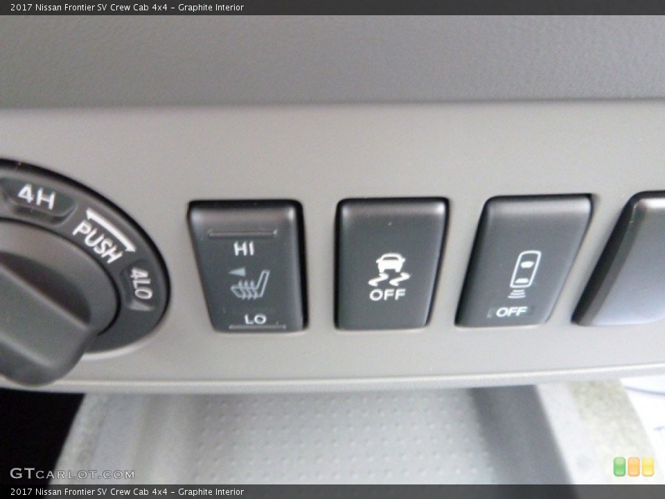 Graphite Interior Controls for the 2017 Nissan Frontier SV Crew Cab 4x4 #116907335