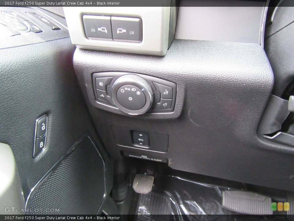 Black Interior Controls for the 2017 Ford F250 Super Duty Lariat Crew Cab 4x4 #116910938