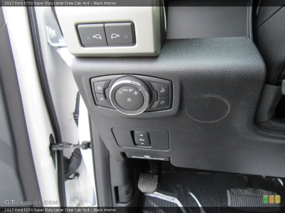Black Interior Controls for the 2017 Ford F250 Super Duty Lariat Crew Cab 4x4 #116912777