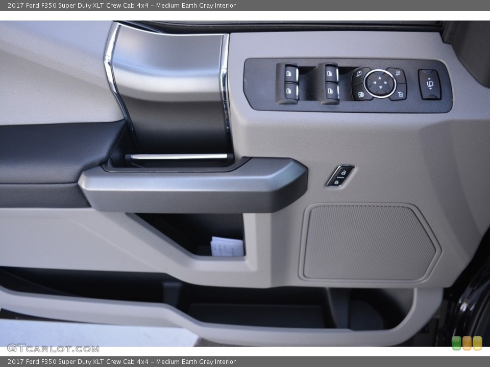 Medium Earth Gray Interior Door Panel for the 2017 Ford F350 Super Duty XLT Crew Cab 4x4 #116913005