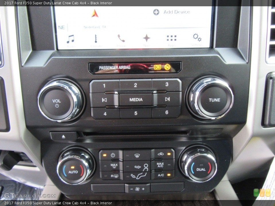 Black Interior Controls for the 2017 Ford F350 Super Duty Lariat Crew Cab 4x4 #116913521