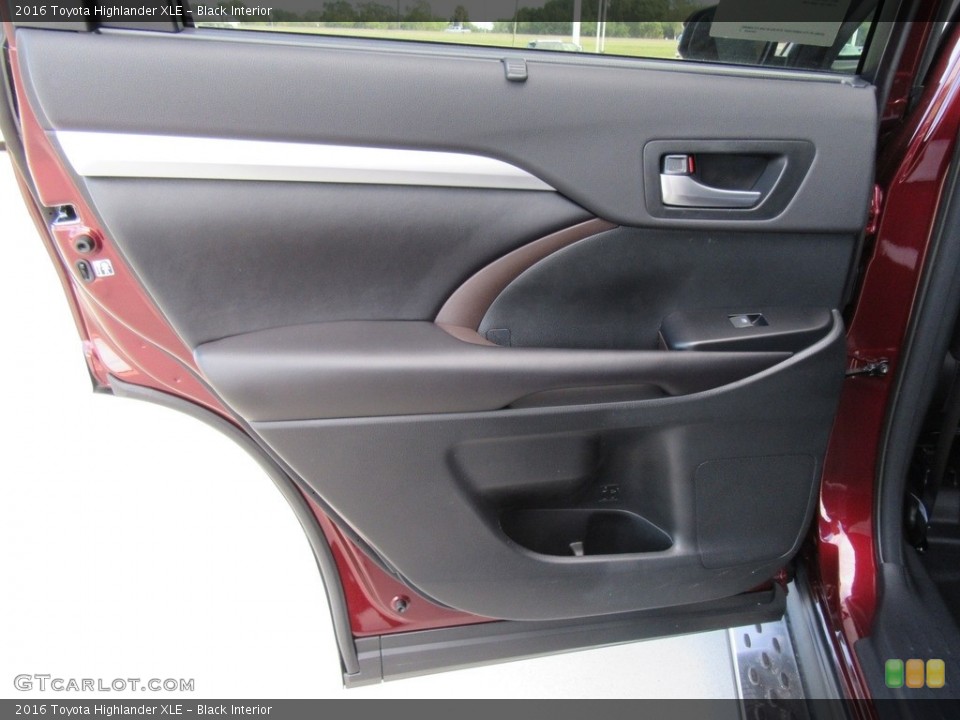 Black Interior Door Panel for the 2016 Toyota Highlander XLE #116934704