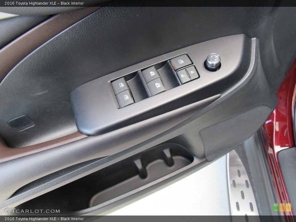 Black Interior Controls for the 2016 Toyota Highlander XLE #116934776