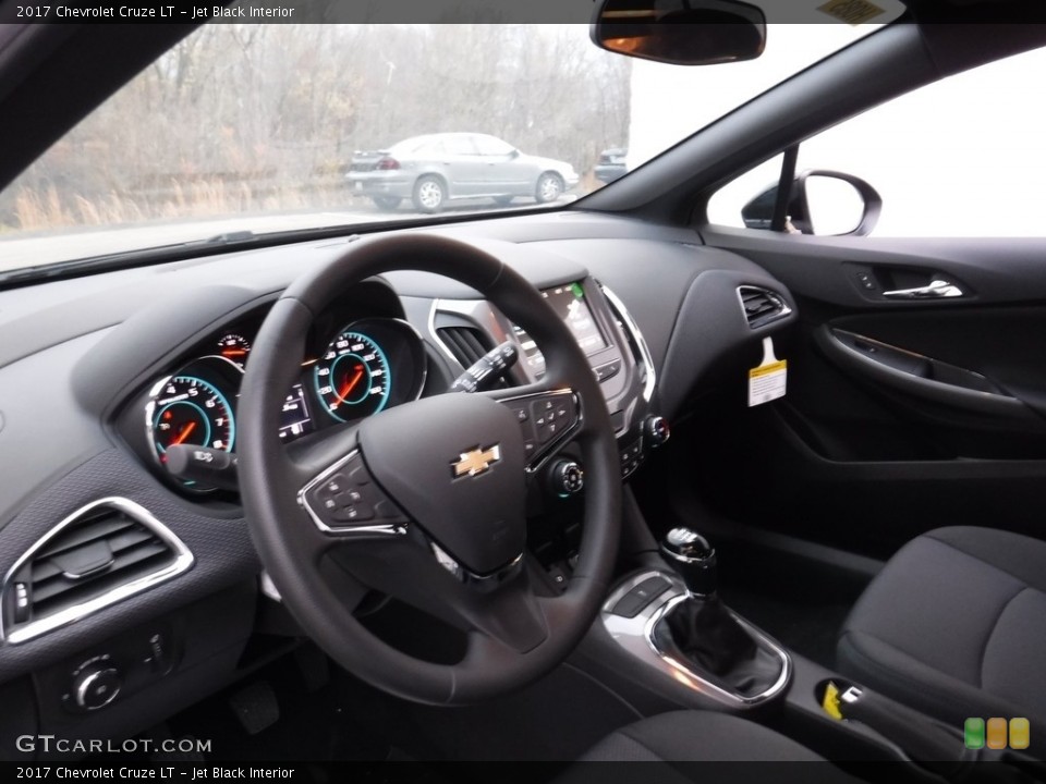Jet Black Interior Dashboard for the 2017 Chevrolet Cruze LT #116955970