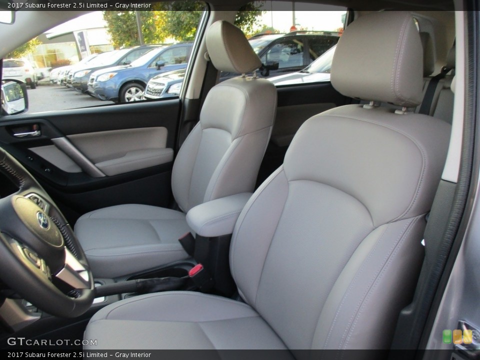 Gray Interior Photo for the 2017 Subaru Forester 2.5i Limited #116961565