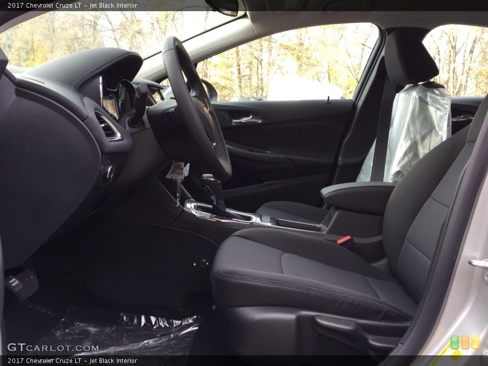 Jet Black Interior Photo for the 2017 Chevrolet Cruze LT #116964376