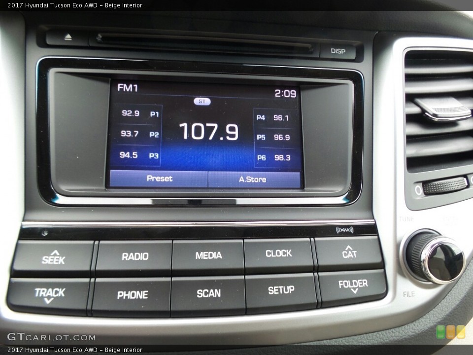 Beige Interior Controls for the 2017 Hyundai Tucson Eco AWD #116994015