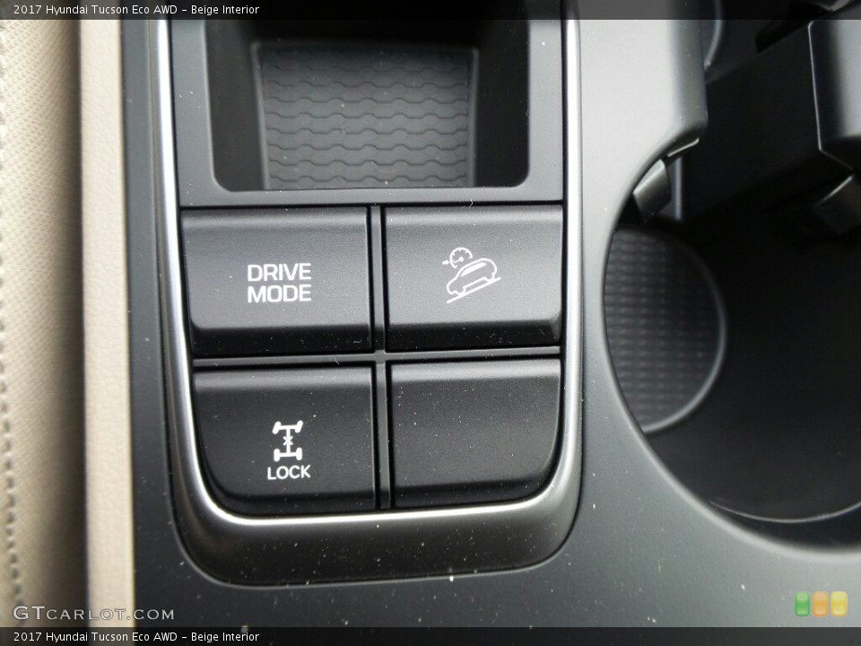 Beige Interior Controls for the 2017 Hyundai Tucson Eco AWD #116994188