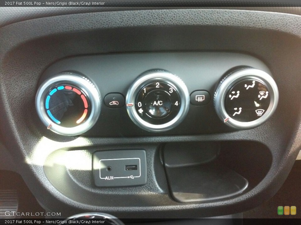 Nero/Grigio (Black/Gray) Interior Controls for the 2017 Fiat 500L Pop #117001698