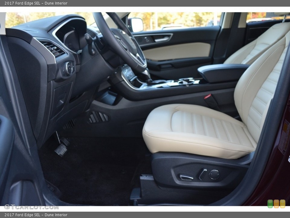 Dune Interior Photo for the 2017 Ford Edge SEL #117023006