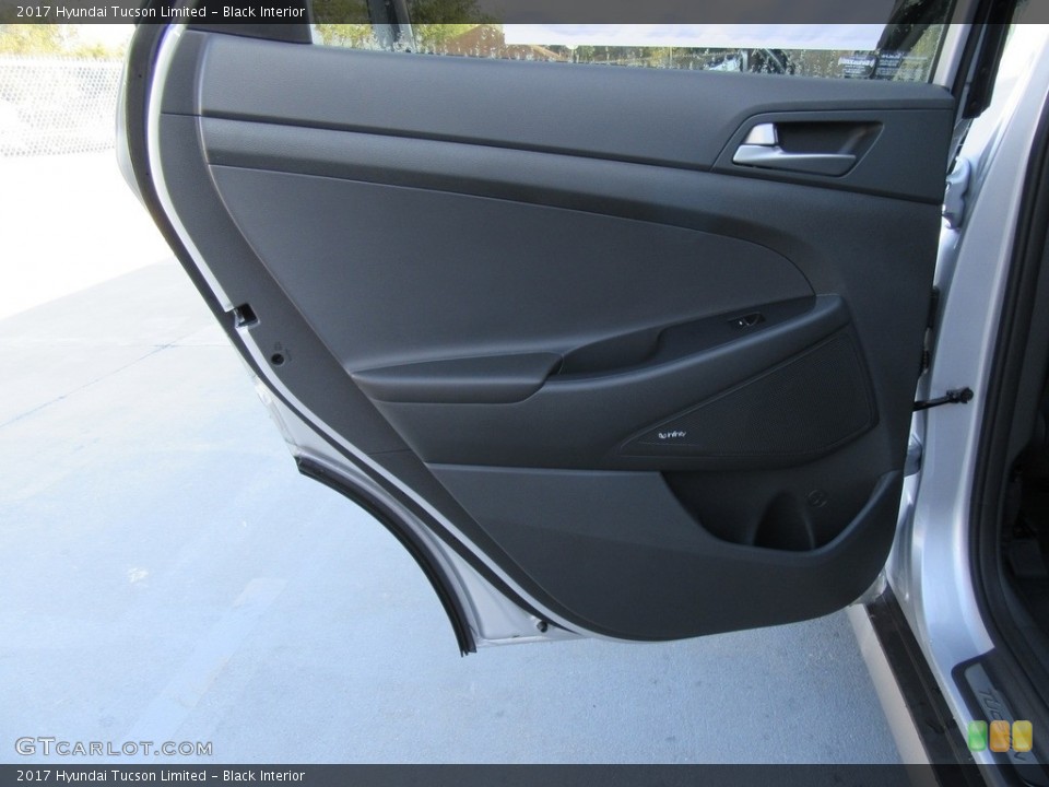 Black Interior Door Panel for the 2017 Hyundai Tucson Limited #117036551