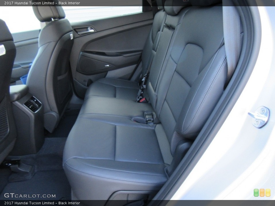 Black Interior Rear Seat for the 2017 Hyundai Tucson Limited #117036572