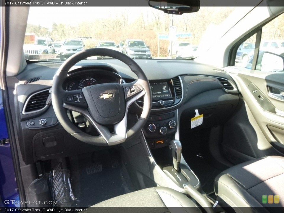 Jet Black Interior Photo for the 2017 Chevrolet Trax LT AWD #117038267