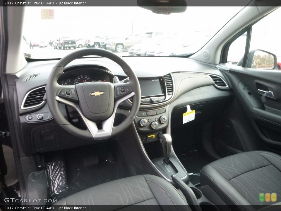 Jet Black Interior Photo for the 2017 Chevrolet Trax LT AWD #117060218