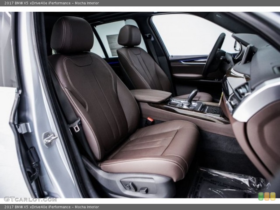 Mocha Interior Photo for the 2017 BMW X5 xDrive40e iPerformance #117063081