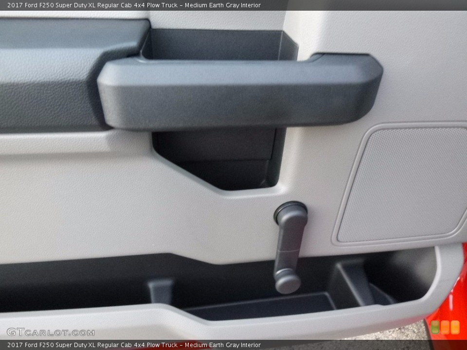 Medium Earth Gray Interior Door Panel for the 2017 Ford F250 Super Duty XL Regular Cab 4x4 Plow Truck #117071628