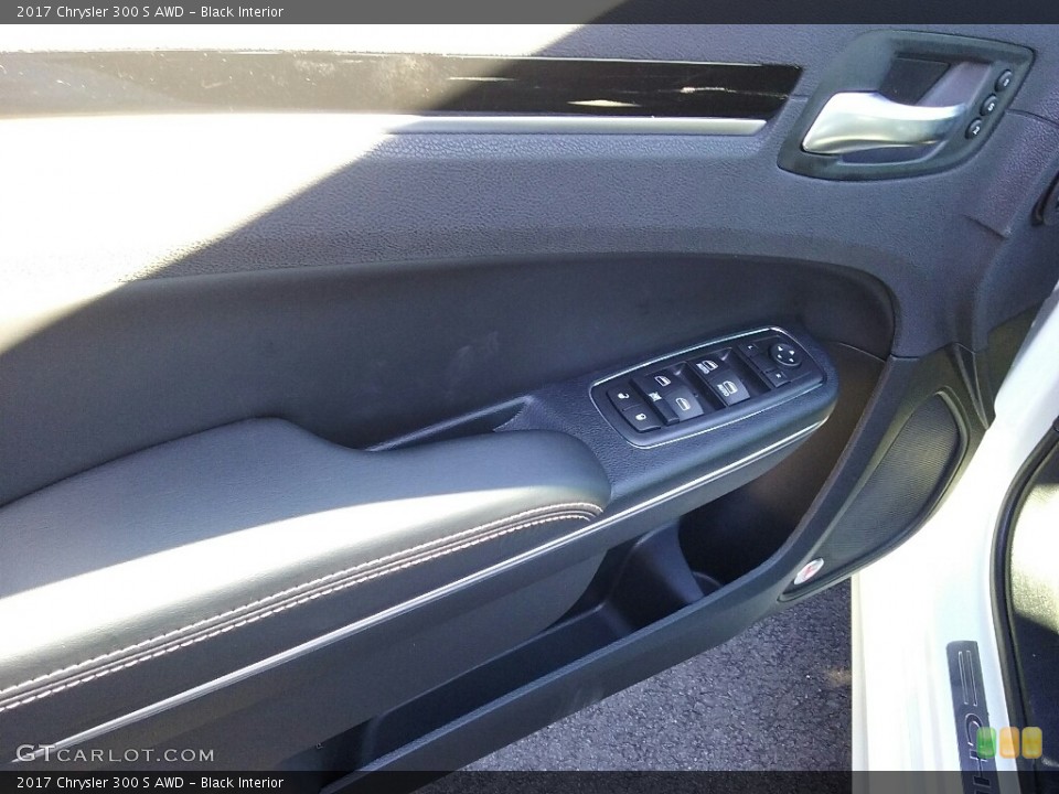 Black Interior Door Panel for the 2017 Chrysler 300 S AWD #117098080
