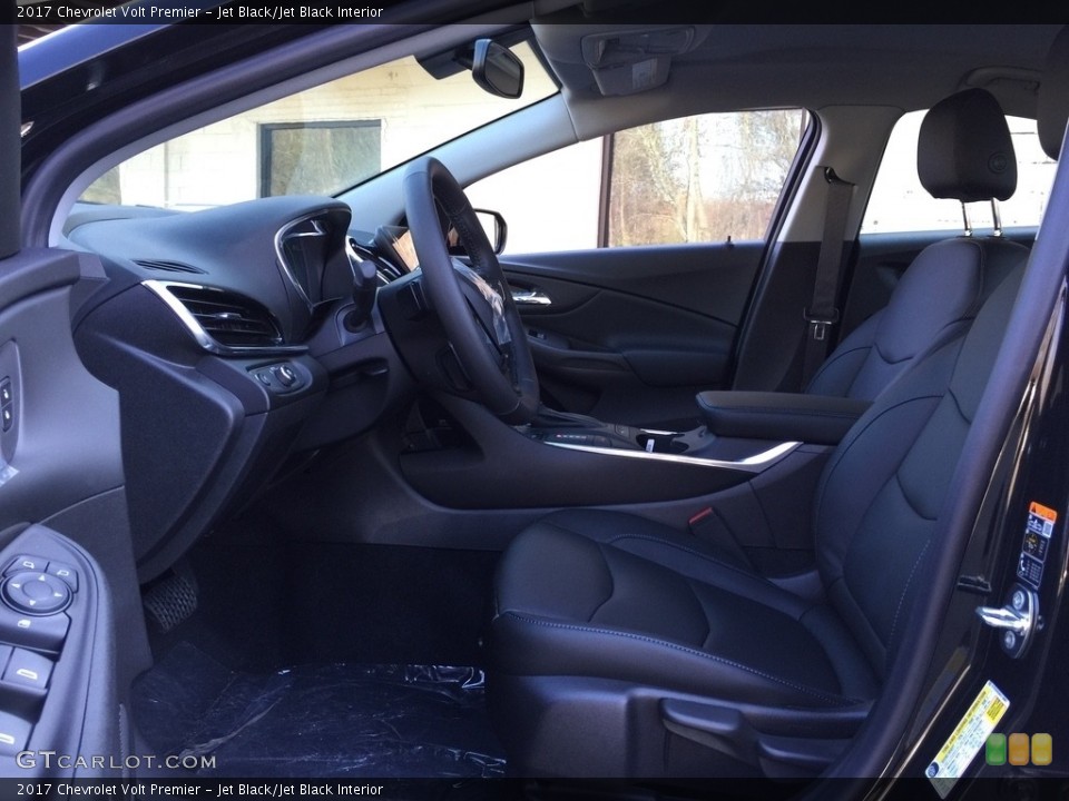 Jet Black/Jet Black Interior Photo for the 2017 Chevrolet Volt Premier #117099655