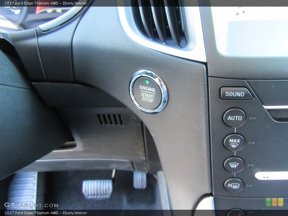 Ebony Interior Controls for the 2017 Ford Edge Titanium AWD #117138851
