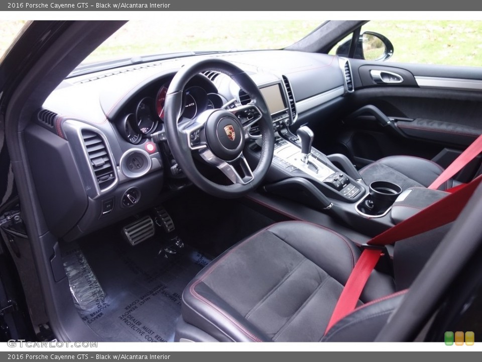 Black w/Alcantara 2016 Porsche Cayenne Interiors