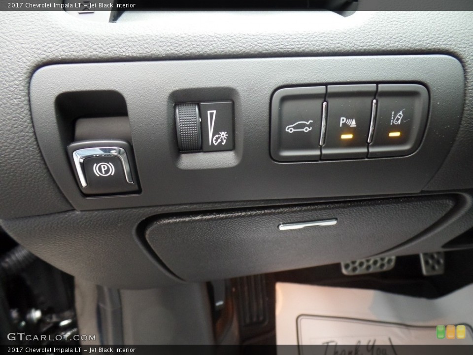 Jet Black Interior Controls for the 2017 Chevrolet Impala LT #117150617