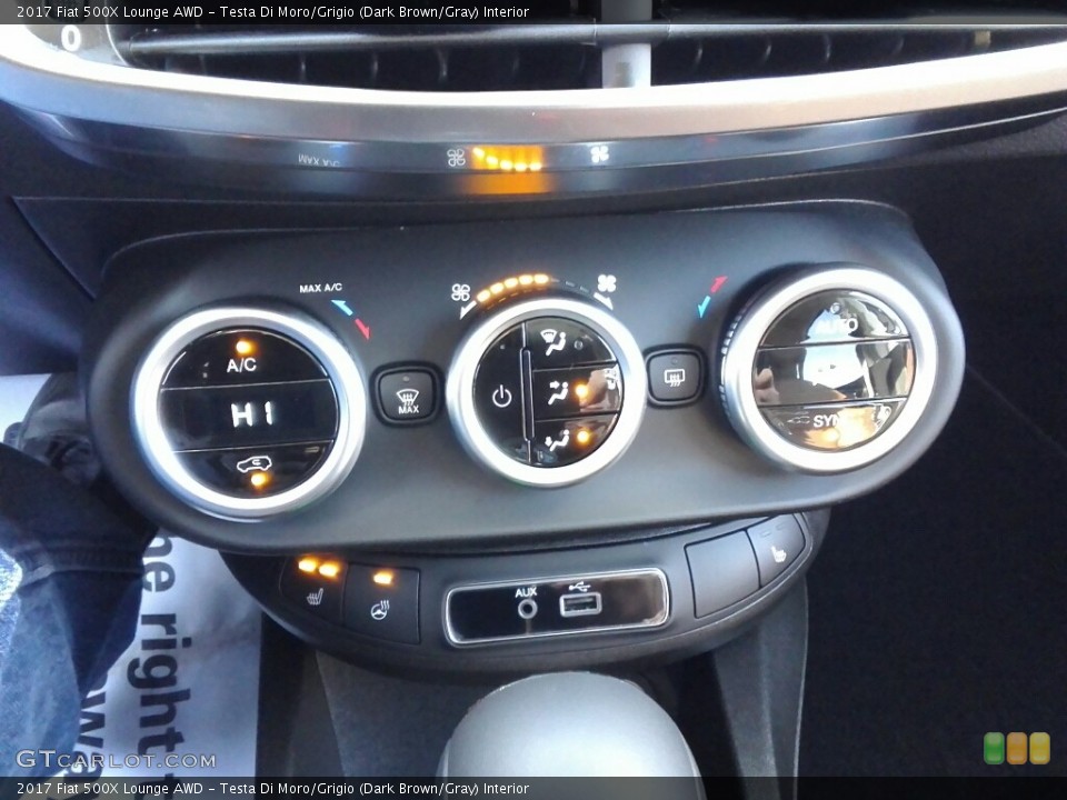 Testa Di Moro/Grigio (Dark Brown/Gray) Interior Controls for the 2017 Fiat 500X Lounge AWD #117163195