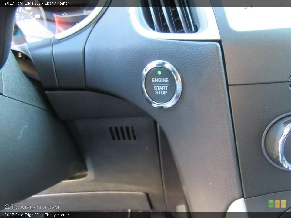 Ebony Interior Controls for the 2017 Ford Edge SEL #117173314