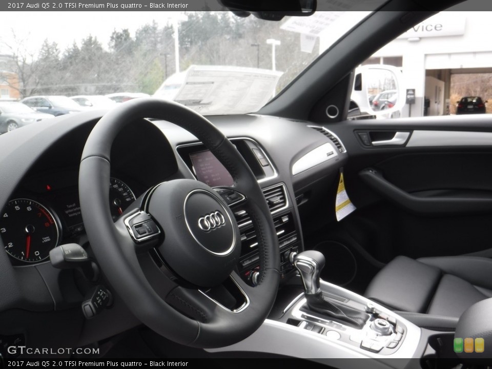 Black Interior Photo for the 2017 Audi Q5 2.0 TFSI Premium Plus quattro #117195838