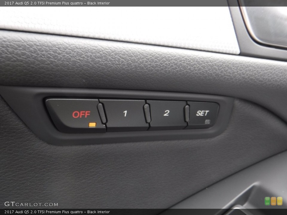 Black Interior Controls for the 2017 Audi Q5 2.0 TFSI Premium Plus quattro #117195898