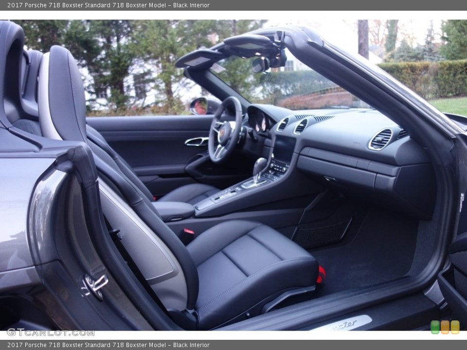 Black Interior Photo for the 2017 Porsche 718 Boxster  #117227713