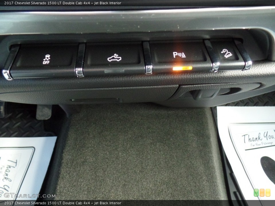 Jet Black Interior Controls for the 2017 Chevrolet Silverado 1500 LT Double Cab 4x4 #117232225