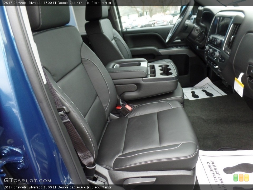 Jet Black Interior Photo for the 2017 Chevrolet Silverado 1500 LT Double Cab 4x4 #117255304