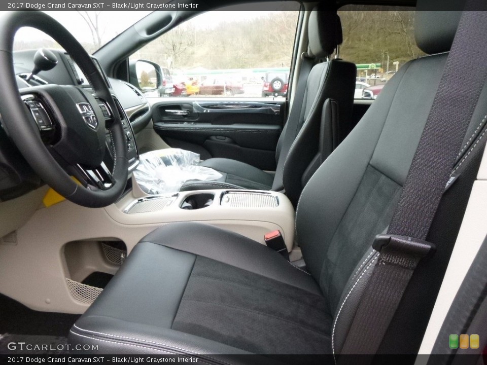Black/Light Graystone Interior Photo for the 2017 Dodge Grand Caravan SXT #117261487