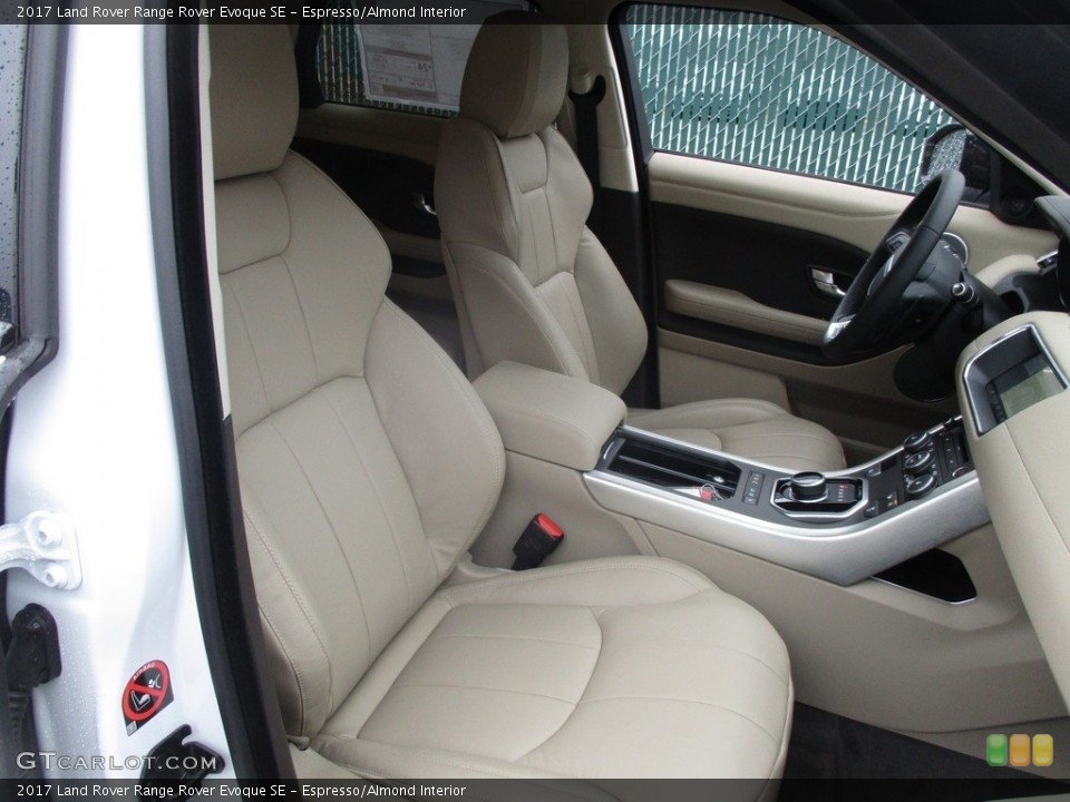 Espresso/Almond Interior Photo for the 2017 Land Rover Range Rover Evoque SE #117272323