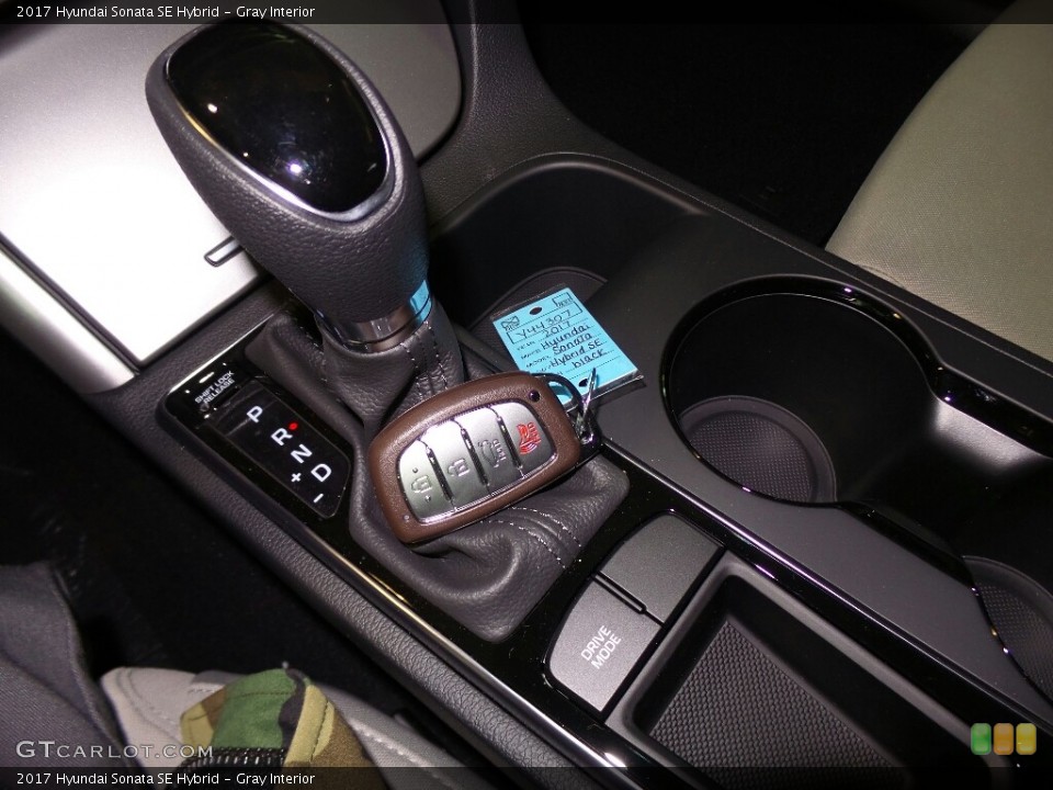 Gray Interior Transmission for the 2017 Hyundai Sonata SE Hybrid #117274036