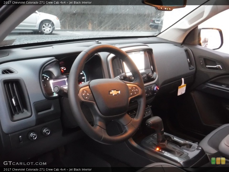 Jet Black Interior Photo for the 2017 Chevrolet Colorado Z71 Crew Cab 4x4 #117283957