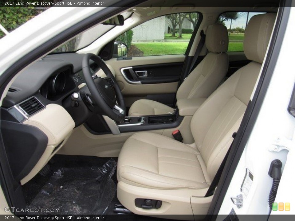 Almond Interior Photo for the 2017 Land Rover Discovery Sport HSE #117284173